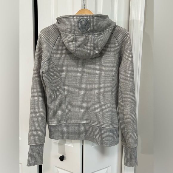 Lululemon full zip gray and cream pattern size 10 - Picture 2 of 3